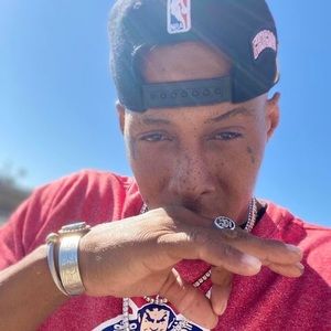 Meet your Posher, Jonas